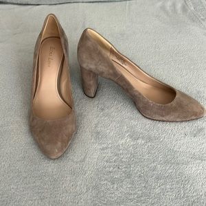 Essex Lane taupe suede almond toe pump heels